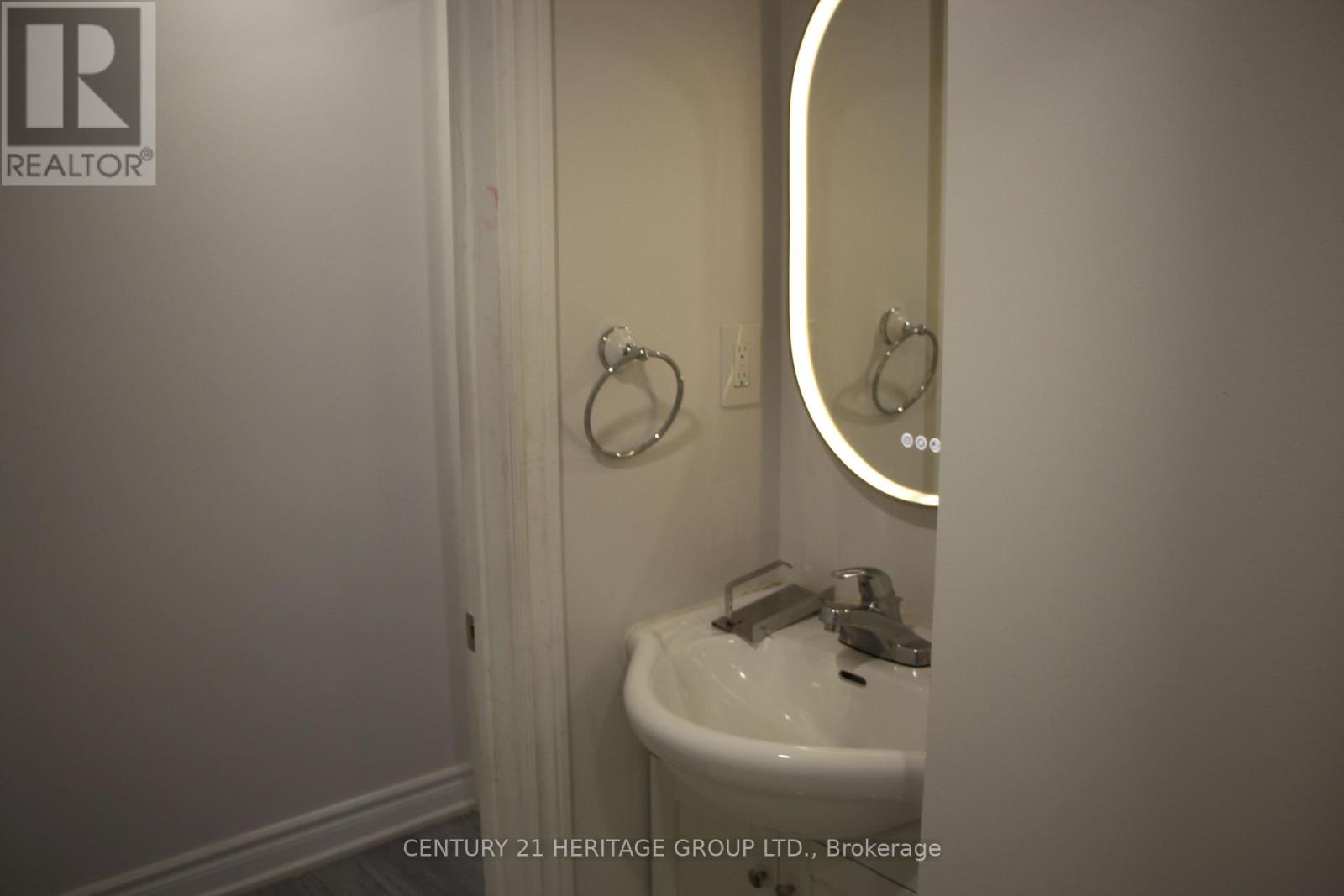 306 SALISBURY LANE, Newmarket (Bristol-London) — photo 9