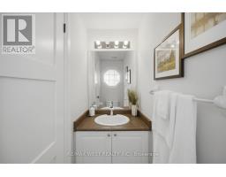 11 Ambler Bay, Barrie, ON L4M7A4 Photo 16