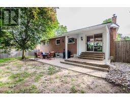27 Tower Crescent, Barrie, ON L4N2V3 Photo 32