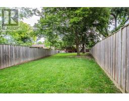 27 Tower Crescent, Barrie, ON L4N2V3 Photo 36
