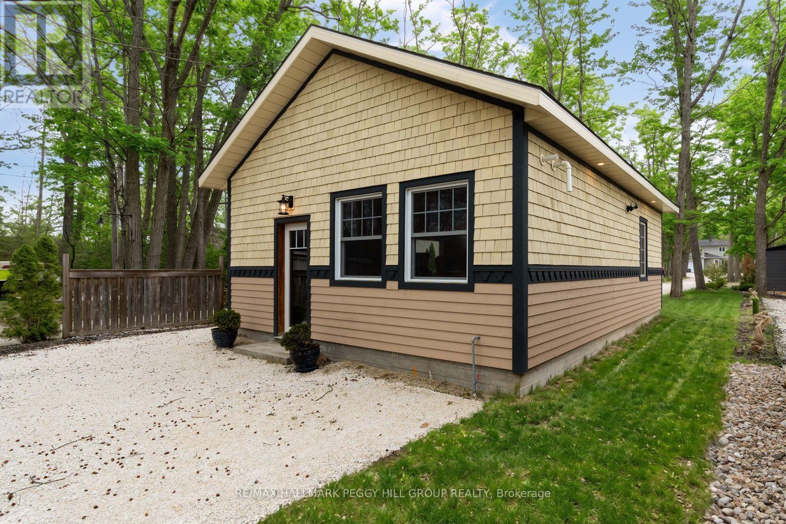 2026 River Road West, Wasaga Beach, Ontario, L9Z2W1, Wasaga Beach, Ontario — photo 3 of 5