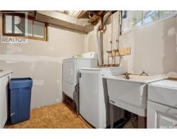 1010 Elphinstone Street, Regina, SK S4T3L8 Photo 30
