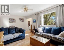 Bedroom - 1010 Elphinstone Street, Regina, SK S4T3L8 Photo 6