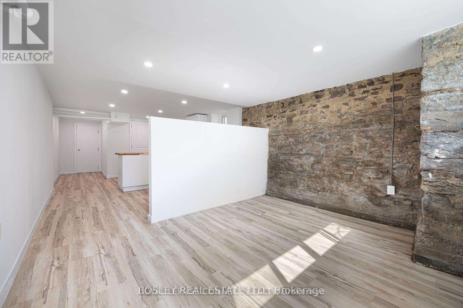LOWER 1 - 178 HIGH PARK AVENUE, Toronto (High Park North) — photo 6
