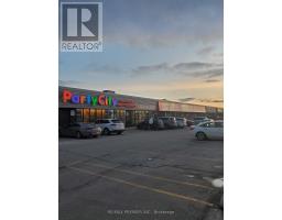 F - 39 Orfus Road, Toronto, ON M6A1L7 Photo 6