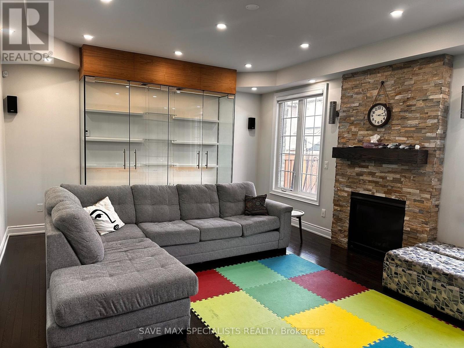 MAIN - 7538 SAINT BARBARA BOULEVARD, Mississauga (Meadowvale Village) — photo 9