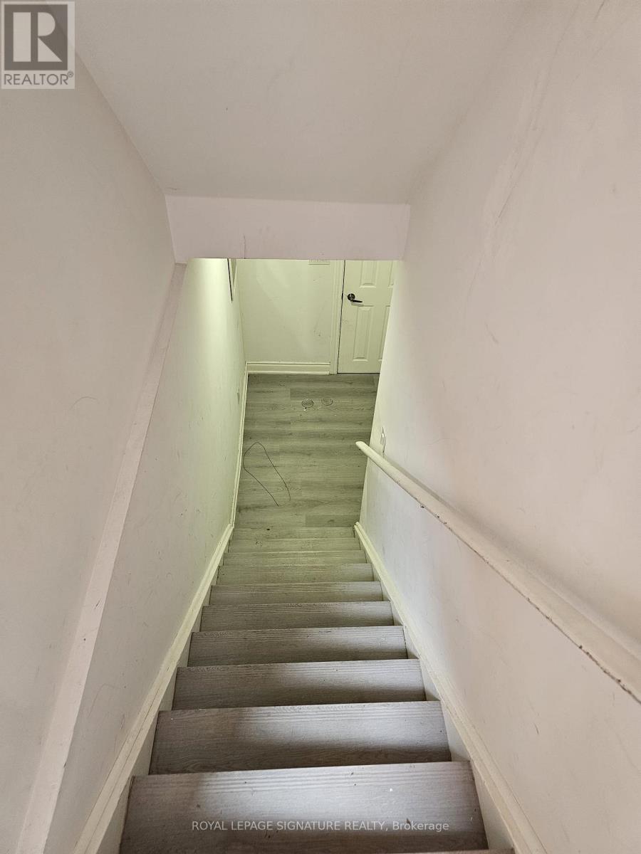 7590 SAINT BARBARA BOULEVARD, Mississauga (Meadowvale Village) — photo 5