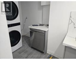 7590 Saint Barbara Boulevard, Mississauga, ON L5W0B7 Photo 6