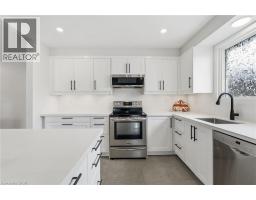 2328 Malcolm Crescent, Burlington, ON L7P4H4 Photo 13