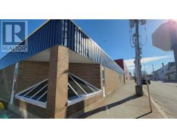 275 Main Street, Yarmouth, NS B5A1E3 Photo 6