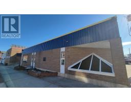 275 Main Street, Yarmouth, NS B5A1E3 Photo 7