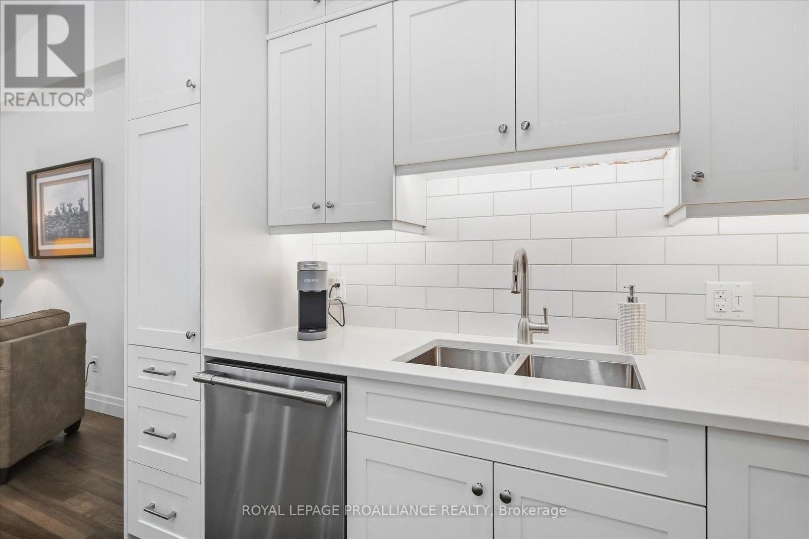 322 ELBOW POINT ROAD - Image 10