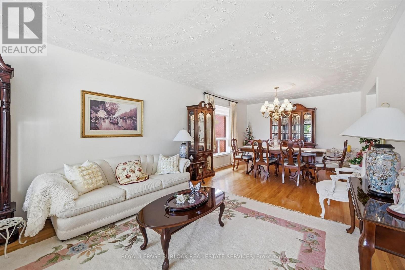 83 OAKRIDGE DRIVE - 7