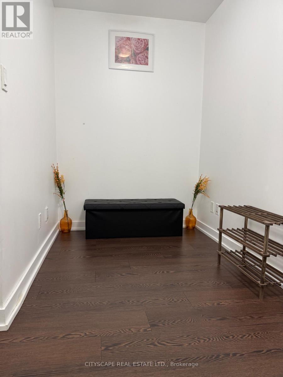 #TH03 20 BRUYERS MEWS - 12