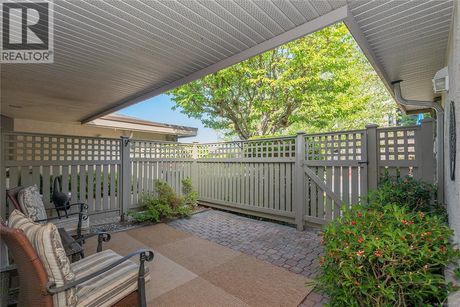 #18 4991 Bella Vista Cres - Image 39