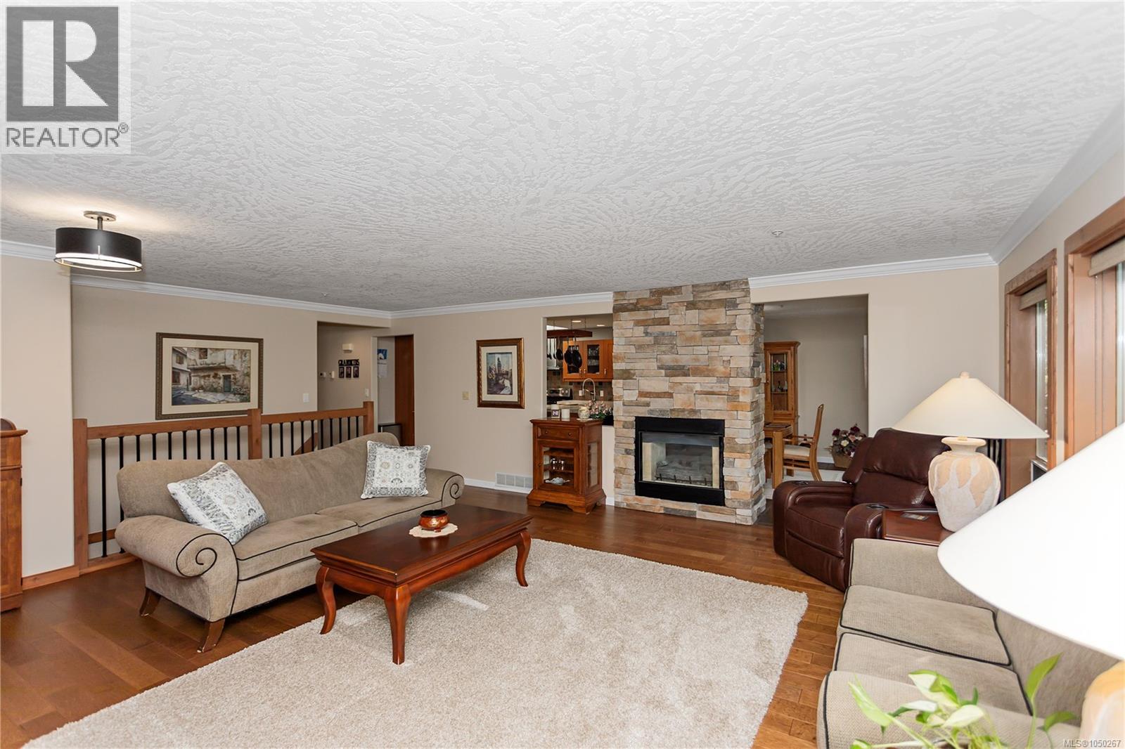 #18 4991 Bella Vista Cres - 5