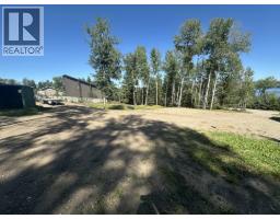 13235 Lakeshore Drive, Charlie Lake, BC V1J8G1 Photo 17