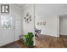Living room - 1715 Country Hills Dr, Nanaimo, BC V9X1X5 Photo 10