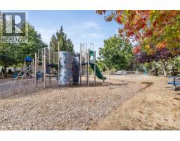 1715 Country Hills Dr, Nanaimo, BC V9X1X5 Photo 38