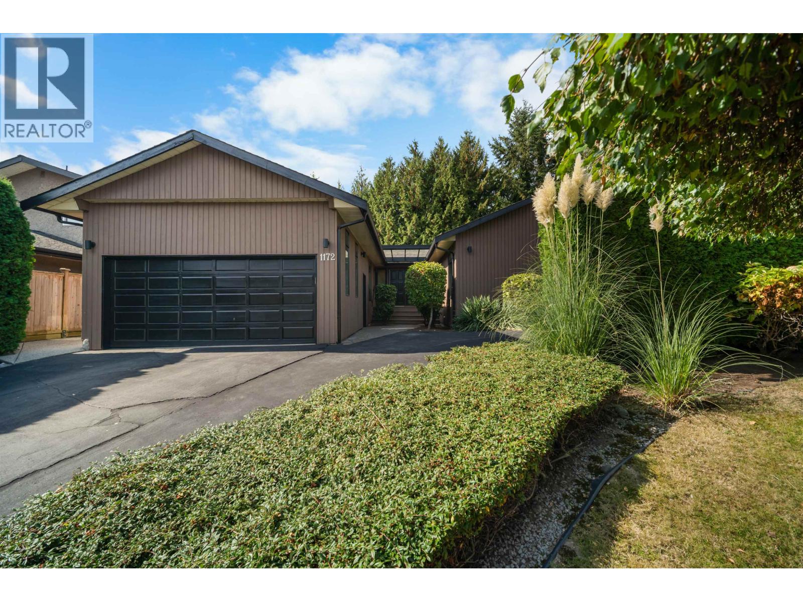 1172 EAGLERIDGE DRIVE