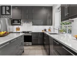 98 Linden Court, Port Moody, BC V3H5C2 Photo 11