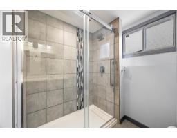 1670 Happyvale Avenue, Kamloops, BC V2B4H2 Photo 23