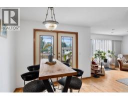 Dining room - 1670 Happyvale Avenue, Kamloops, BC V2B4H2 Photo 10