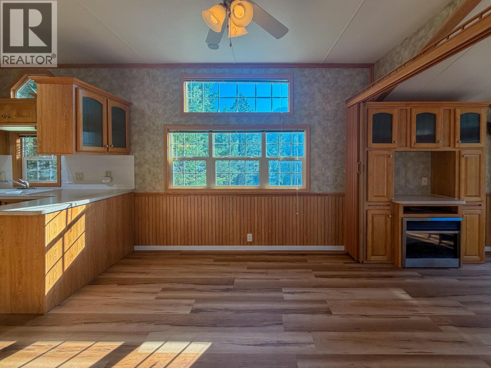 4906 LYNX Drive - 7