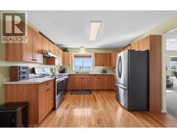 3pc Ensuite bath - 1760 North River Drive, Kamloops, BC V2B7N7 Photo 8