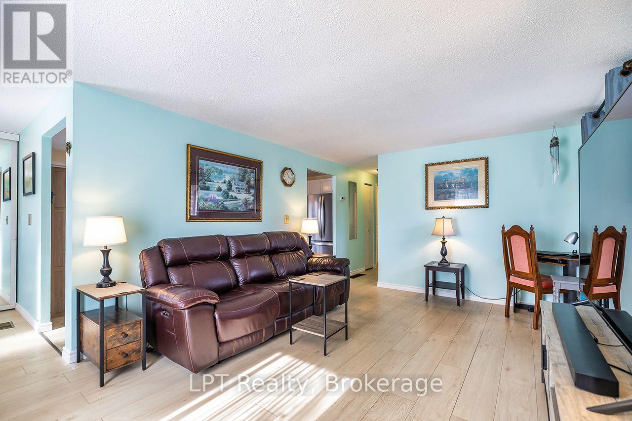 745 GRANDVIEW DRIVE - Image 10