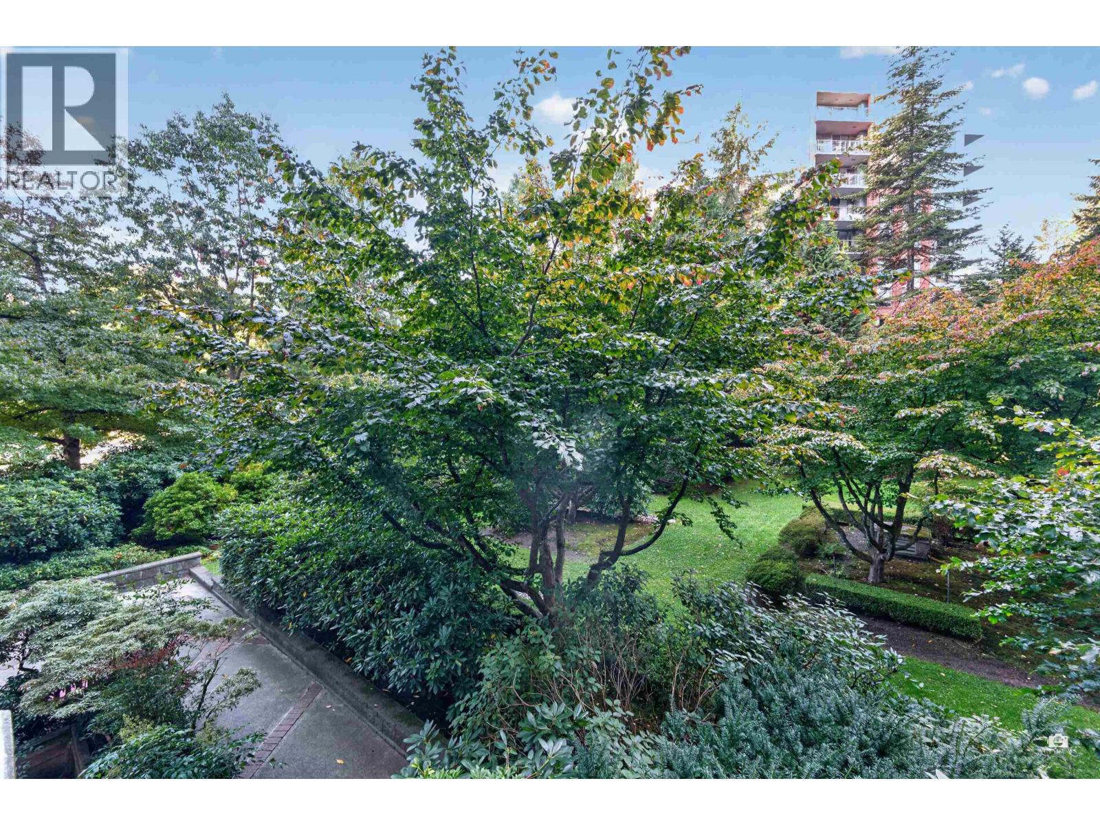 Photo of 202 5639 HAMPTON PLACE 27