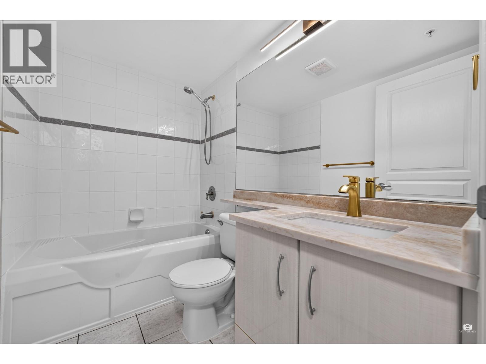 Photo of 202 5639 HAMPTON PLACE 23