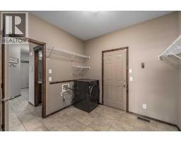 Bedroom - 173 Pantego Road Nw, Calgary, AB T3K0B8 Photo 13