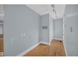 9615 75 Av Nw, Edmonton, AB T6E1H7 Photo 17