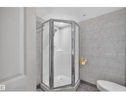 9615 75 Av Nw, Edmonton, AB T6E1H7 Photo 31