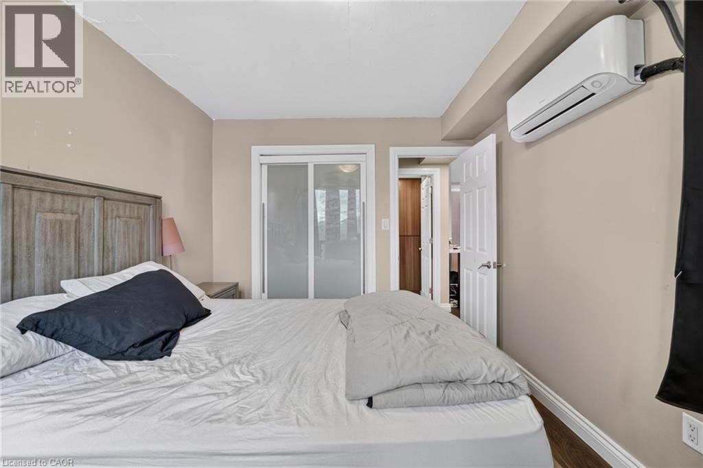 #2905 150 CHARLTON Avenue E - 17