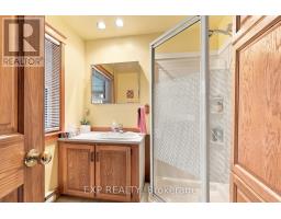 Bedroom - 728 Ashby Road, Lanark Highlands, ON K0G1K0 Photo 15