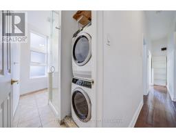 Kitchen - 431 Manning Avenue, Toronto, ON M6G2V6 Photo 11