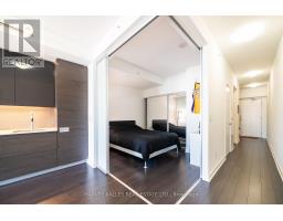 1610 - 210 Simcoe Street, Toronto, ON M5T0A9 Photo 10