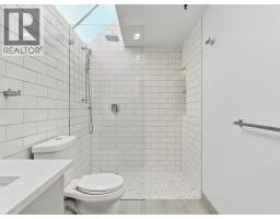 204 565 17 Street, West Vancouver, BC V7V3S9 Photo 24