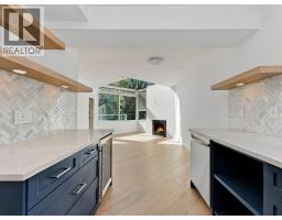 204 565 17 Street, West Vancouver, BC V7V3S9 Photo 8