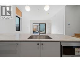 3 164 E 38th Avenue, Vancouver, BC V5W1H1 Photo 7