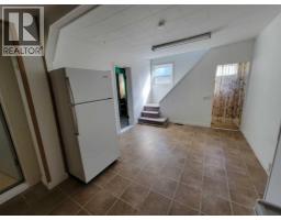 137 14 Street N - photo 2