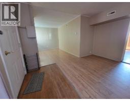 137 14 Street N - photo 4