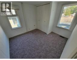 137 14 Street N - photo 7