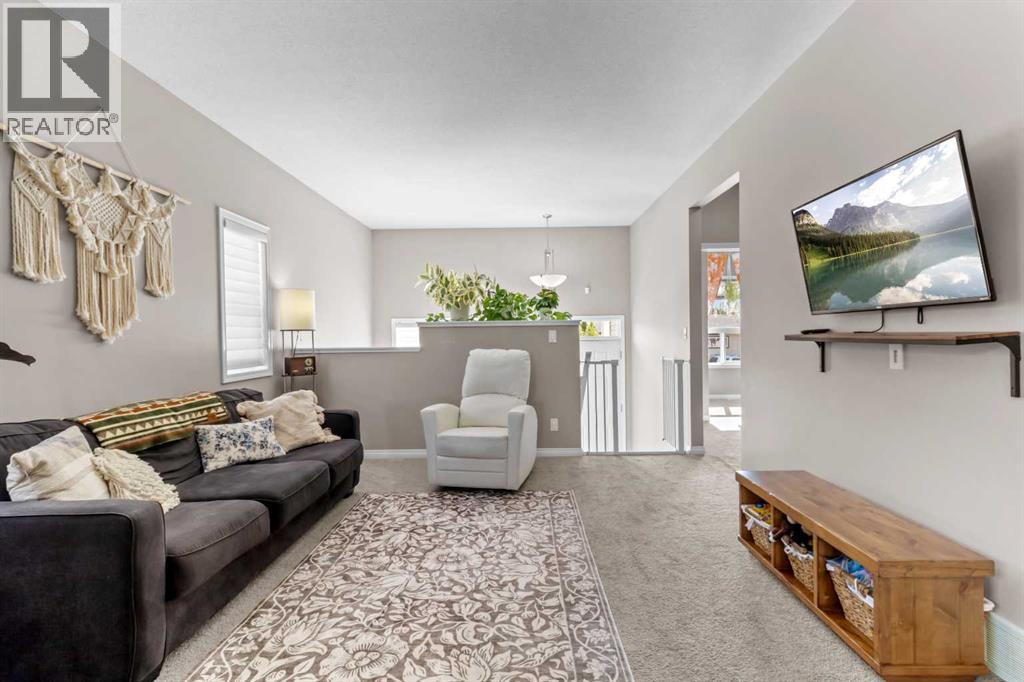 Listing photo – 20 Radcliff Way, Sylvan Lake