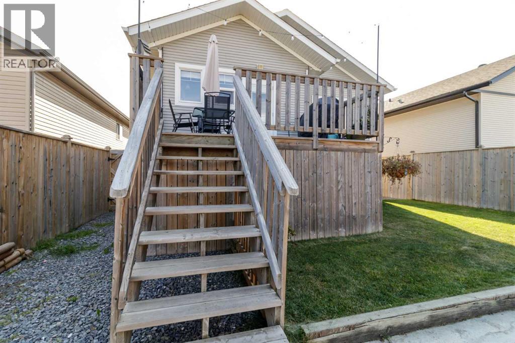 Listing photo – 20 Radcliff Way, Sylvan Lake
