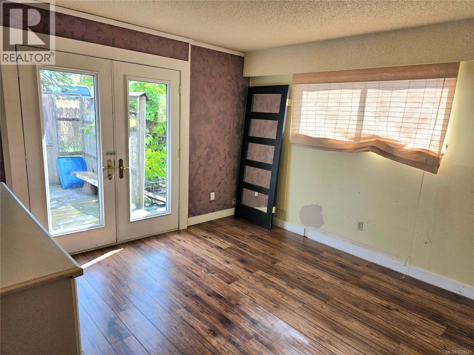 3039 5th Ave - Image 6