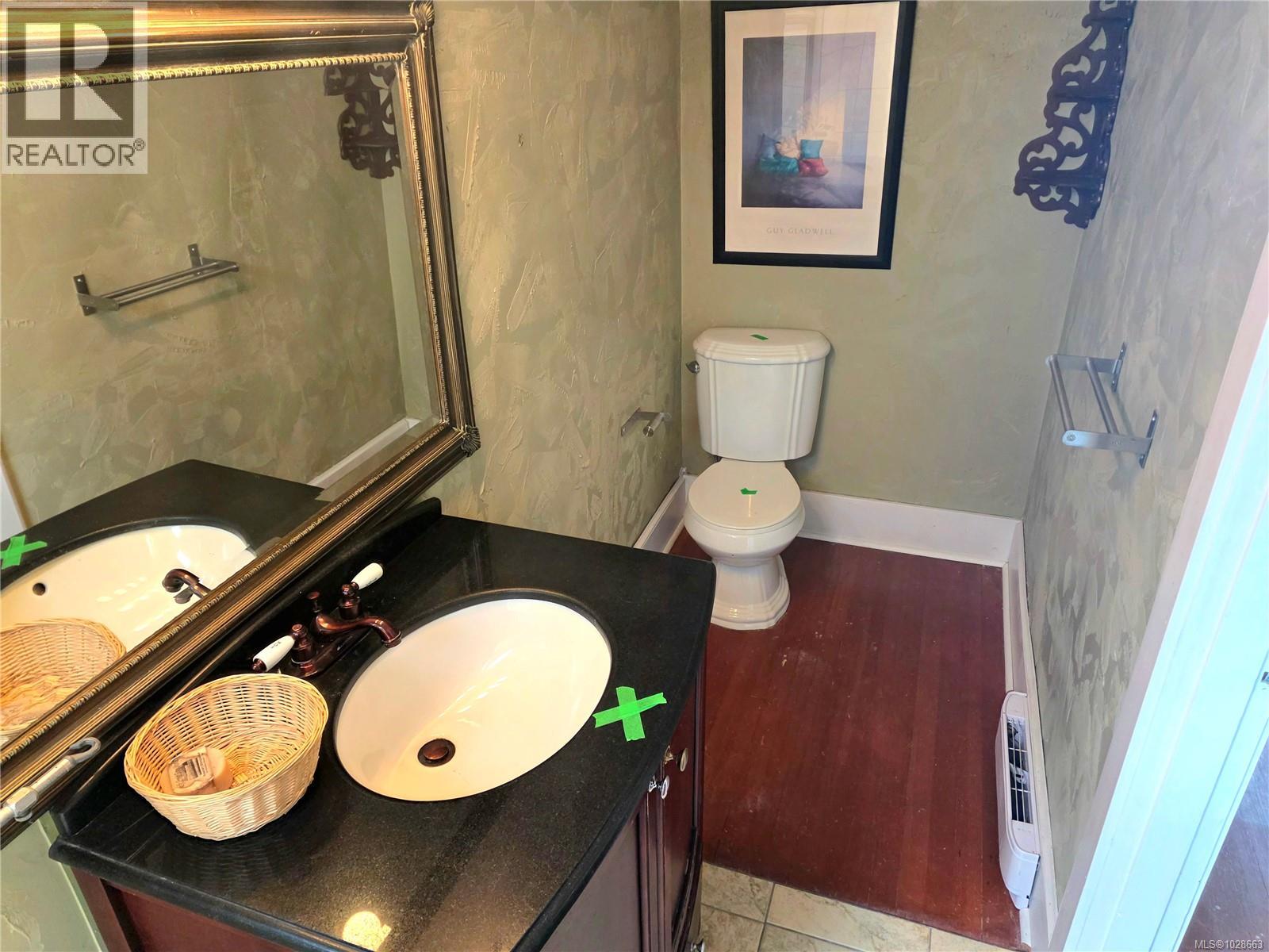 3039 5th Ave - Image 20