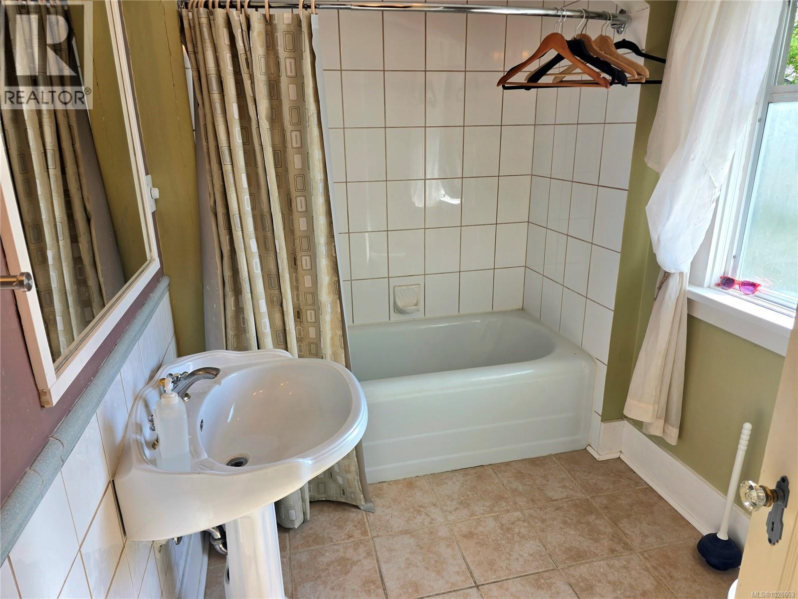 3039 5th Ave - 14